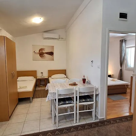4 Adriatic Pag
