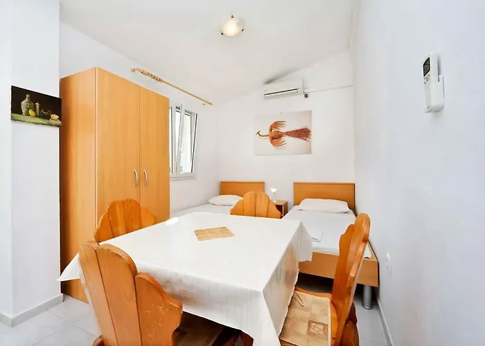 4 Adriatic Pag * Pag Town